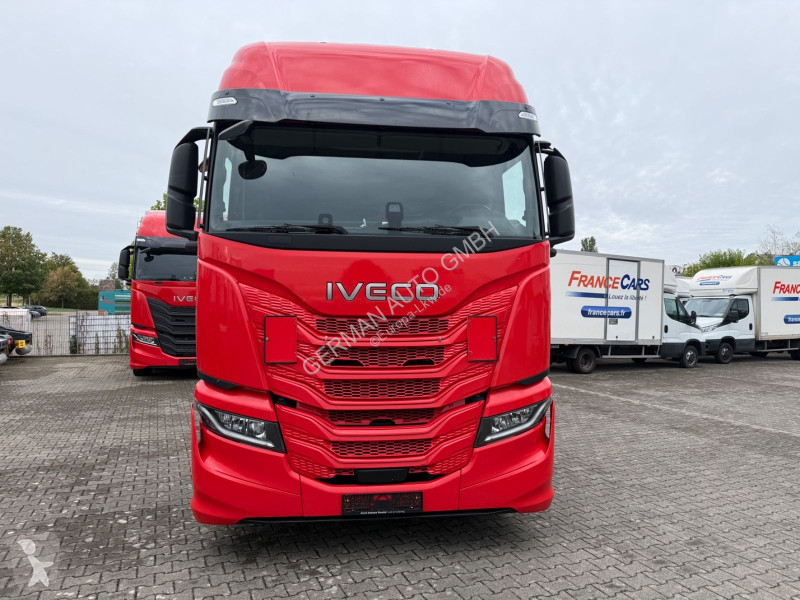Ciągnik siodłowy Iveco STRALIS S-WAY...