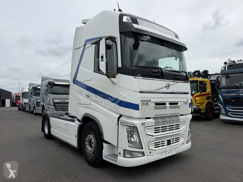 Cap tractor Volvo Globetrotter XL Euro 6