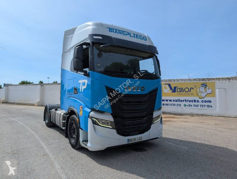 Cap tractor Iveco 480