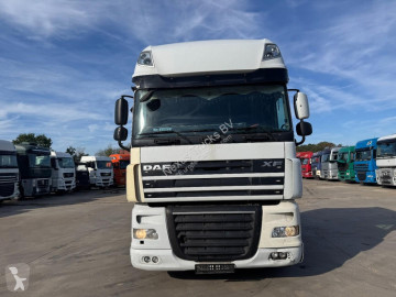 Cap tractor DAF