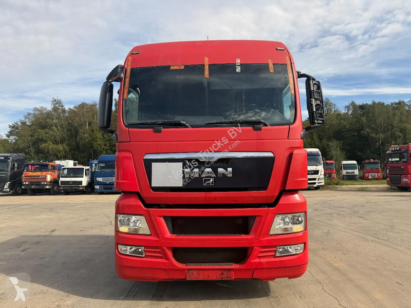 Cap tractor MAN 18.440