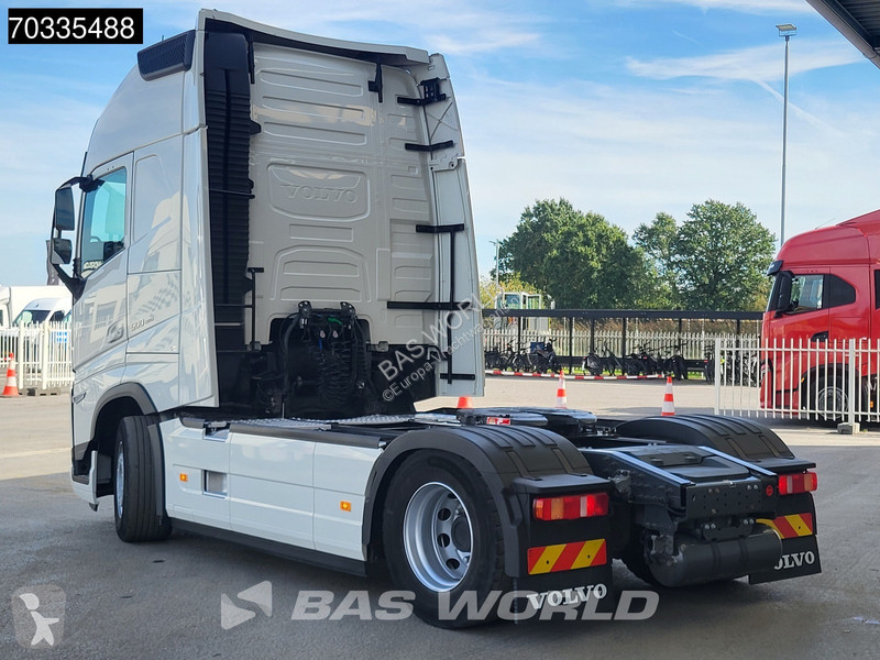 Тягач Volvo 500 4X2 XL 2x Tanks I-ParkCool ACC
