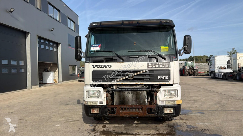 Tractor Volvo - 380 (MANUAL GEARBOX / BOITE...