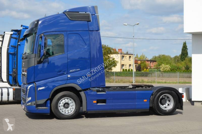 Ciągnik siodłowy Volvo 460 Globetrotter