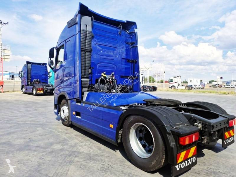 Cabeza tractora Volvo 460