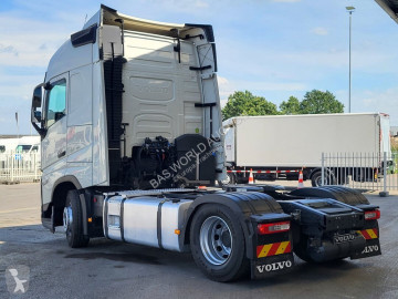 Traktor Volvo F6 FH FH 460