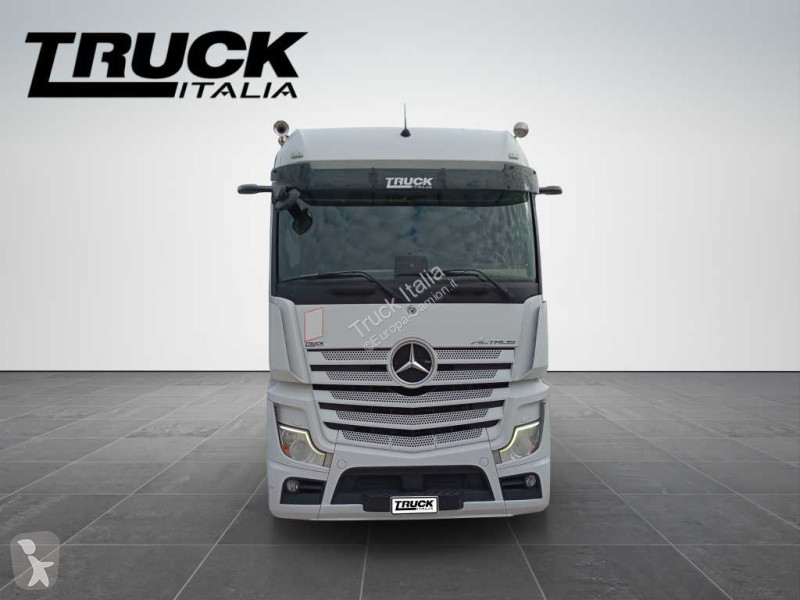 Trattore Stradale Mercedes V - 5 1853 LS 4x2