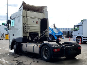 Cabeza tractora DAF