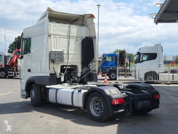 Cabeza tractora DAF