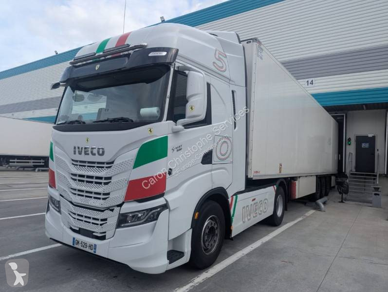 جرار Iveco 530