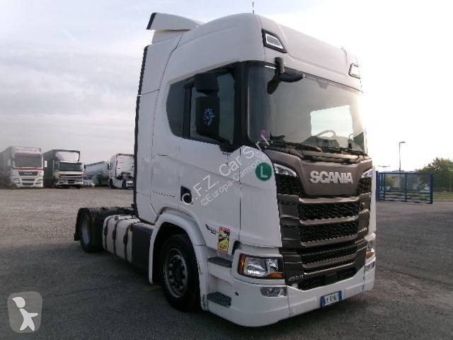 Cabeza tractora Scania 460