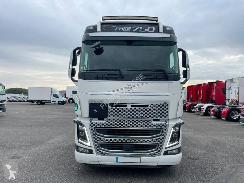 Cabeza tractora Volvo 750