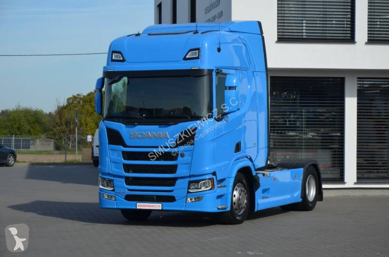 جرار Scania 460