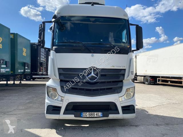 Tracteur Mercedes 1843