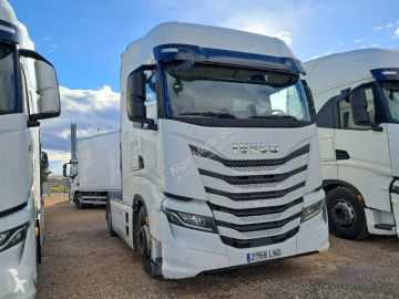 Ciągnik siodłowy Iveco