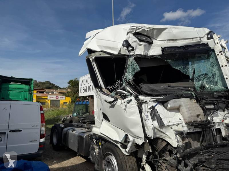 Traktor DAF 530