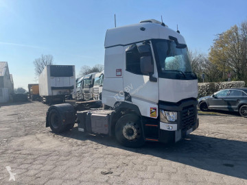Тягач Renault