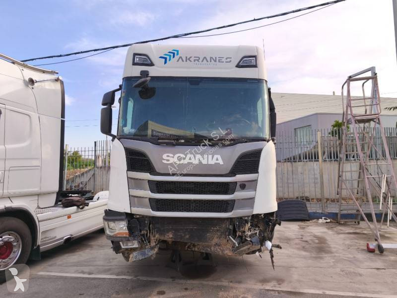 جرار Scania 500