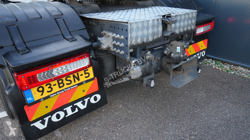 Traktor Volvo FL260 DAYCABIN TERMINAL TRACTOR...