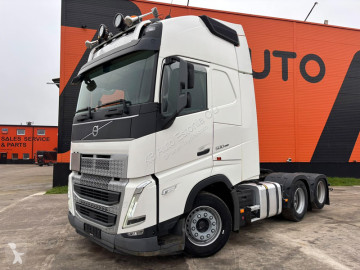 Тягач Volvo
