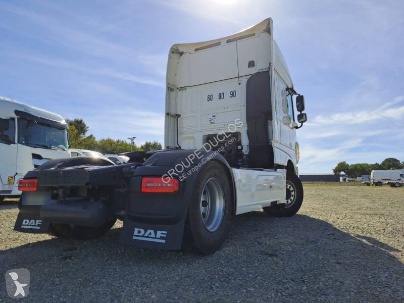 جرار DAF 480 FT