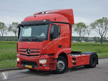 جرار Mercedes
