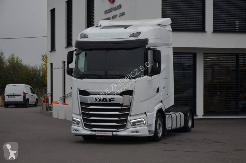 Cap tractor DAF 480