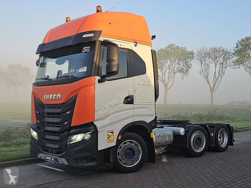 Iveco AS440S48 6x2 tractor unit