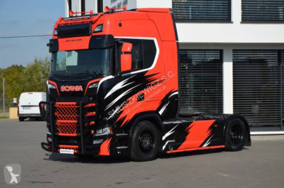 Тягач Scania