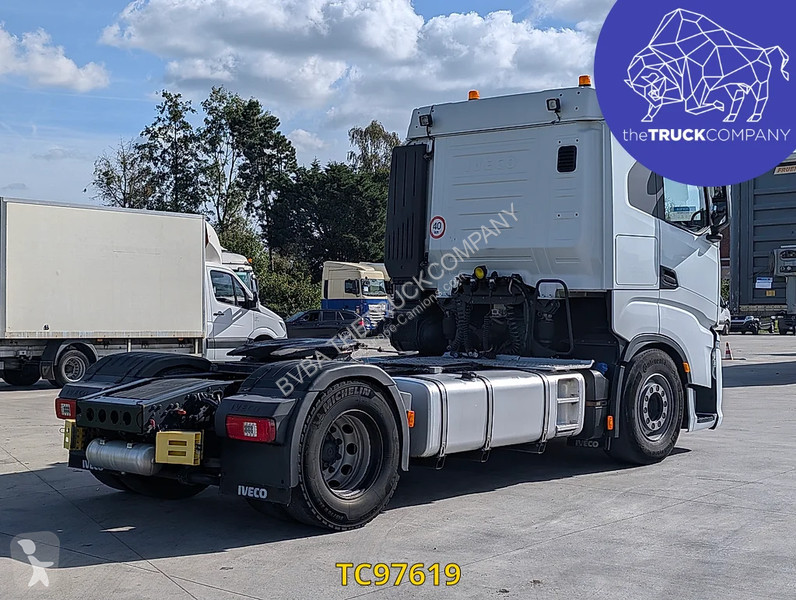 Iveco S-Way 420 tractor unit