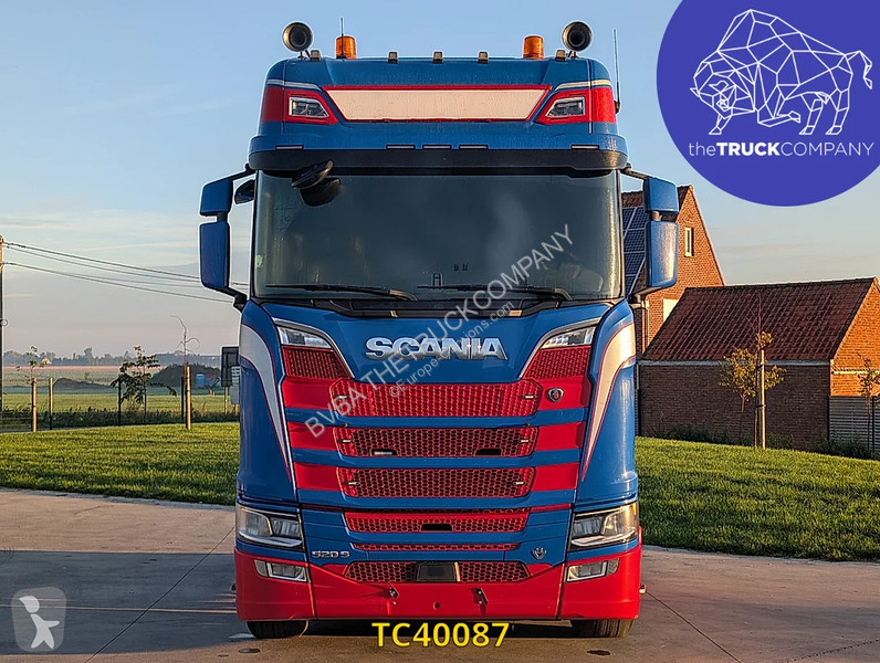 Scania 520 tractor unit