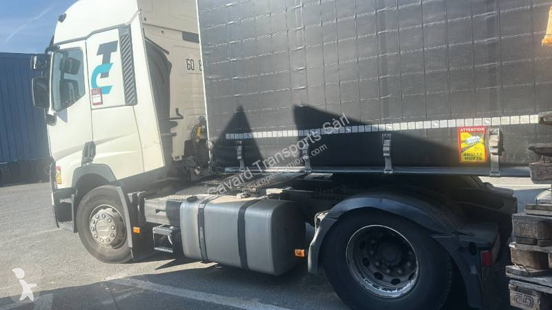 Traktor Renault 460