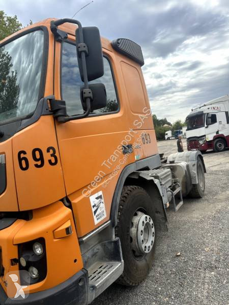 Volvo 450 tractor unit