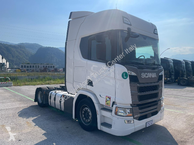 Scania R 460 A4x2LA tractor unit