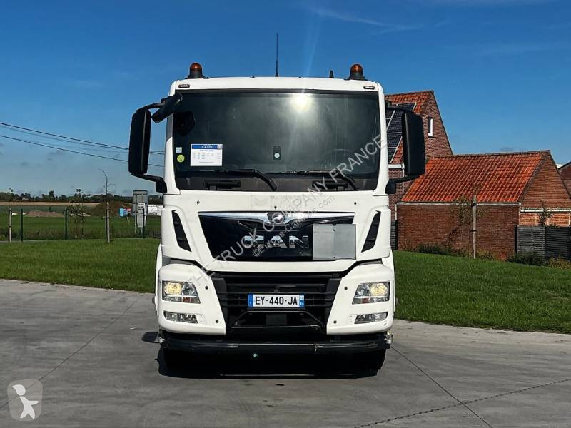 Traktor MAN 18.460
