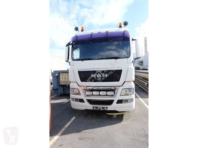MAN TGX26.480 tractor unit