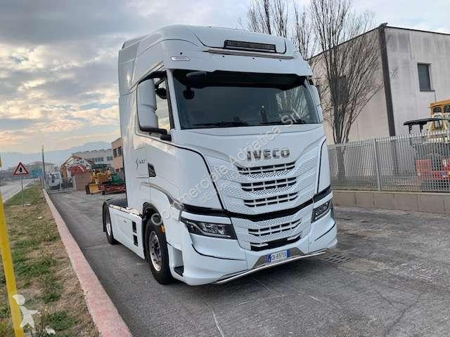 Trekker Iveco AS440S51T/P