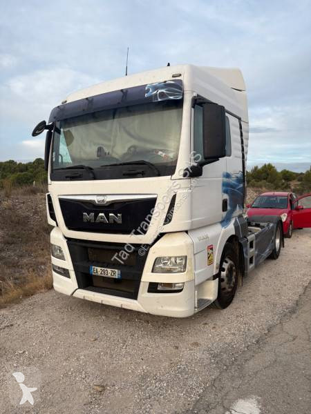 MAN 18.440 tractor unit