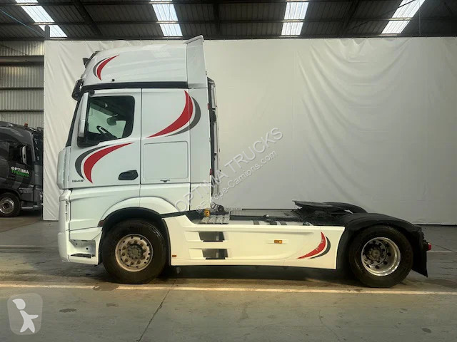 Mercedes 1845 GIGA SPACE - RETARDER tractor unit