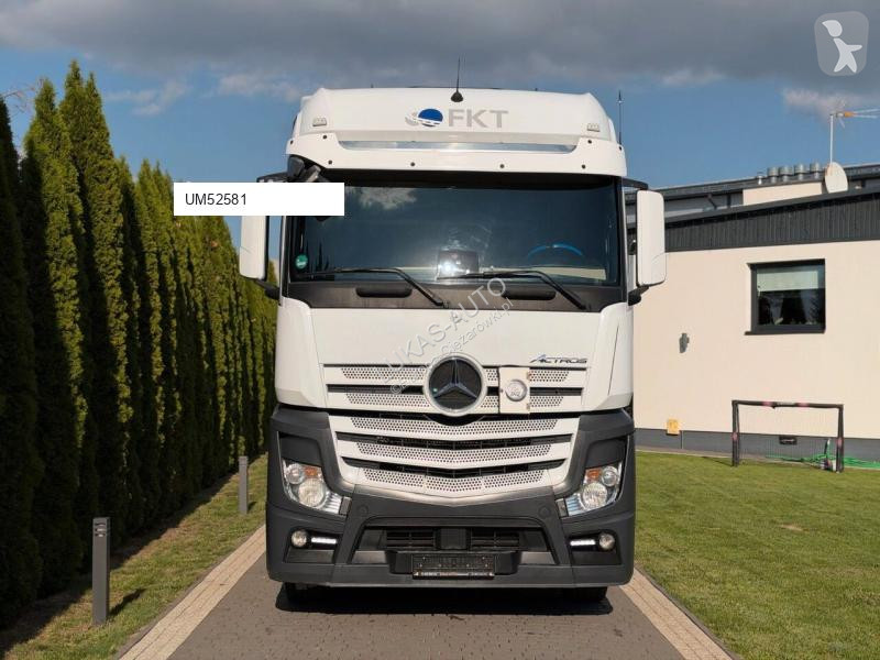 Mercedes 1848 tractor unit