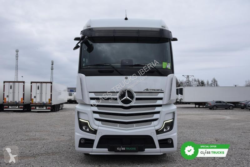 Mercedes 5 1845 BigSpace MirrorCam tractor unit