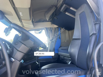 Влекач Volvo