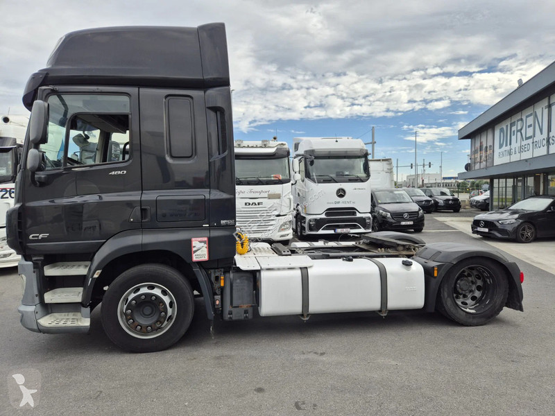 DAF 480 FT SPACE CAB LOW DECK tractor unit