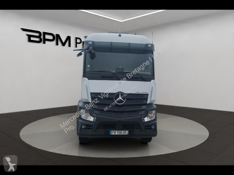 Mercedes II 1842 StreamSpace 2.3m 6 tractor unit