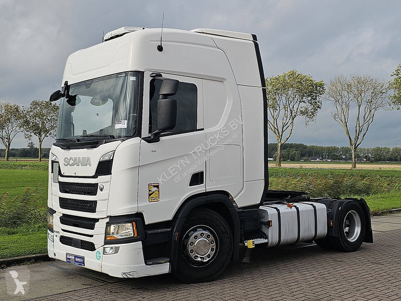 Scania 410 tractor unit
