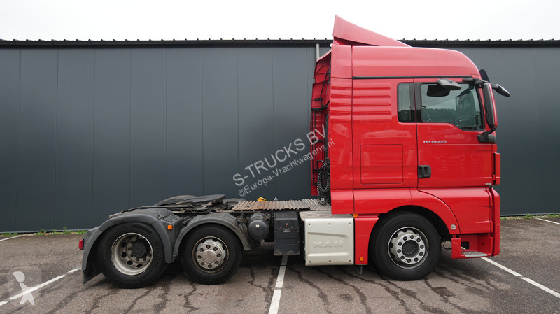 MAN TGX 24420 6x2 651.800km tractor unit