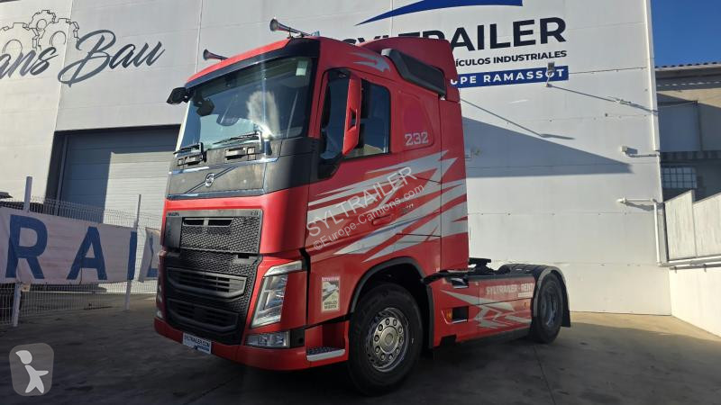 Traktor Volvo 460 – ADR CITERNE FH