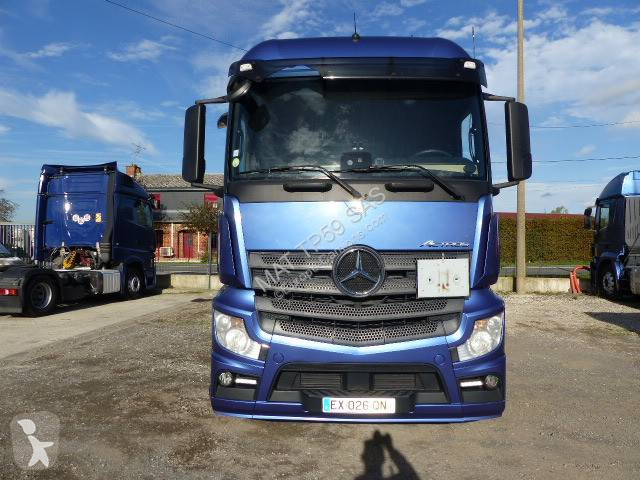 Traktor Mercedes 1843