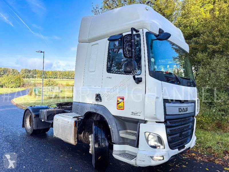 DAF 440 tractor unit