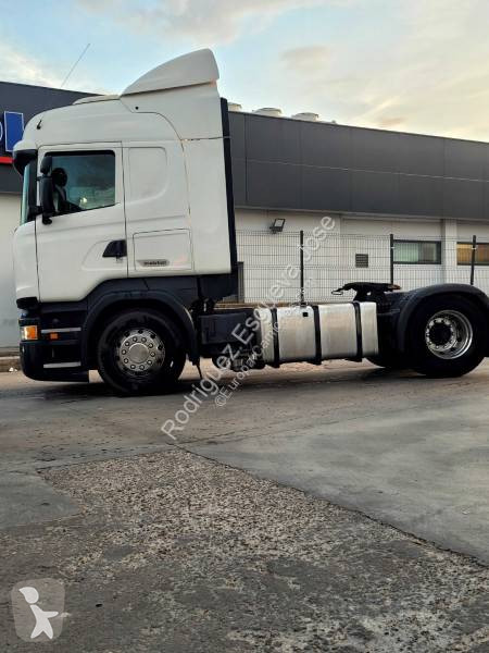 Scania 450 tractor unit